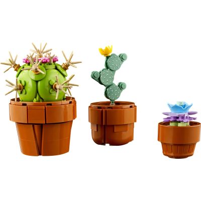 4. LEGO Icons 10329 - Little Plants