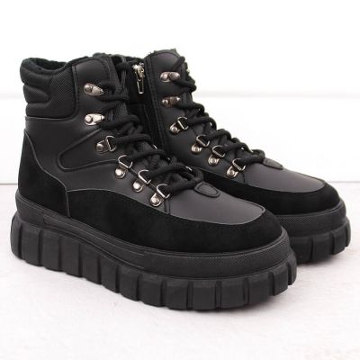 14. Hiking boots on the News W EVE450A platform