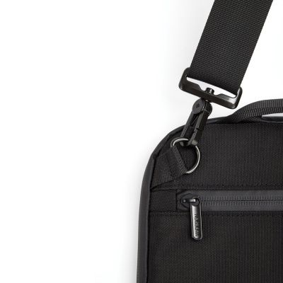 5. XD DESIGN EXECUTIVE LAPTOP BAG 14 P/N:P706.221