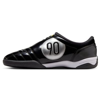 2. Nike Total 90 IC HJ9351-001 shoes