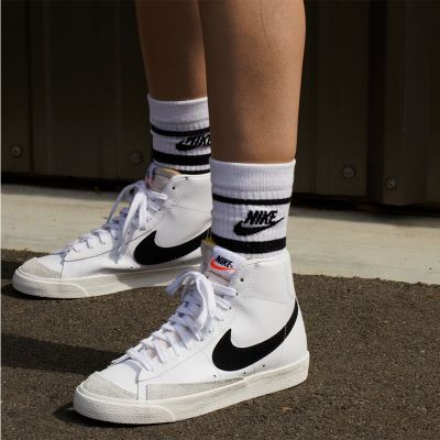 7. Nike Blazer Mid '77 W CZ1055 100 Shoes