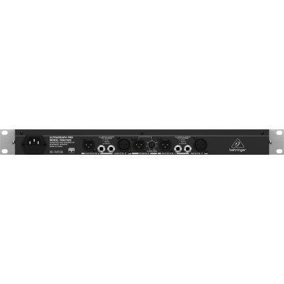 3. Behringer FBQ1502 equalizer