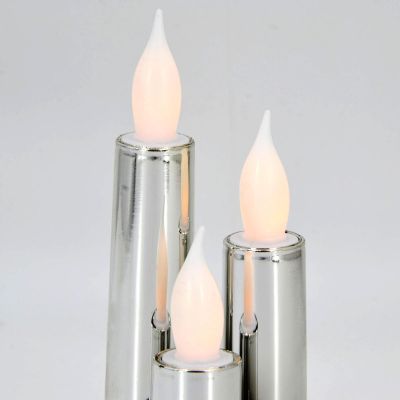 4. 14CM LED CANDLE ON A ROUND BASE
