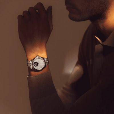 4. Withings Scanwatch Nova Brilliant - ECG, heart rate, SPO2, temperature, physical activity and sleep functions (39mm, titanium gray)