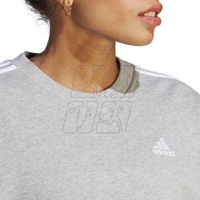 7. adidas Essentials 3-Stripes W sweatshirt IC9905