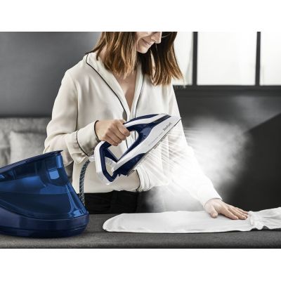 16. TEFAL Pro Express Vision GV9812 Steam Generator