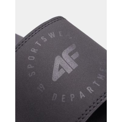 13. Flip-flops 4F M 4FWAW23FFLIM151-21S