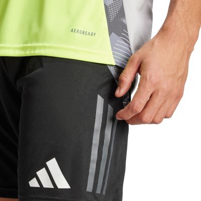 7. adidas Tiro 24 Competition Training T-shirt M IN2289