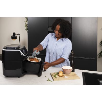 24. Princess 182080 Single 6.5L Standalone 1700W Hot Air Fryer Black