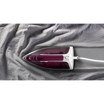 3. TEFAL FV2835 Express Steam Iron