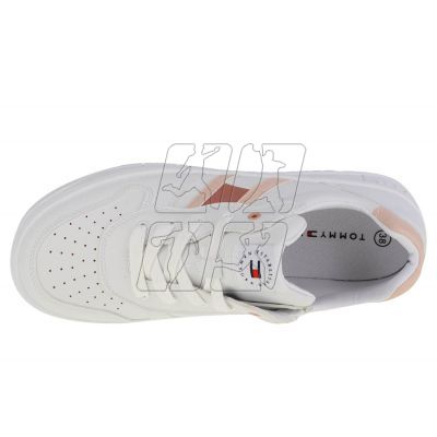 3. Tommy Hilfiger Low Cut Lace-Up Sneaker W T3A4-32143-1351X134