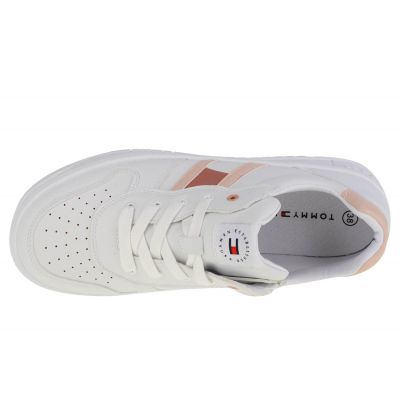 3. Tommy Hilfiger Low Cut Lace-Up Sneaker W T3A4-32143-1351X134