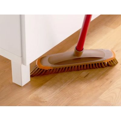 8. Vileda 2-in-1 parquet brush