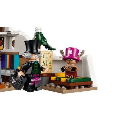 6. LEGO One Piece 75641 - Dr. Hiluluk's Hideout
