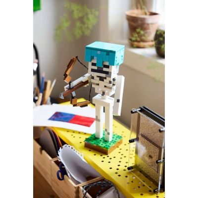 11. LEGO Minecraft 21594 - Skeleton