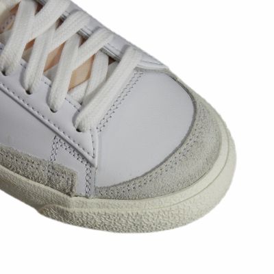 6. Nike Blazer Low '77 Vintage White/Sail/Black Sneakers - DA6364-101