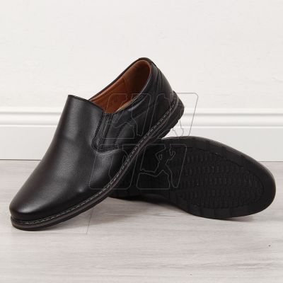 2. Shoes NEWS M EVE303A black