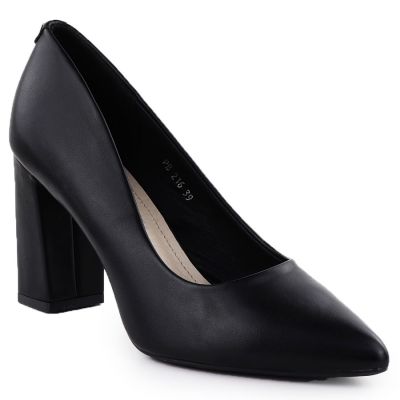Black pumps with pointed toe, black Sergio Leone PB216