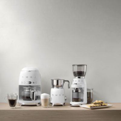2. SMEG DCF02WHEU coffee machine