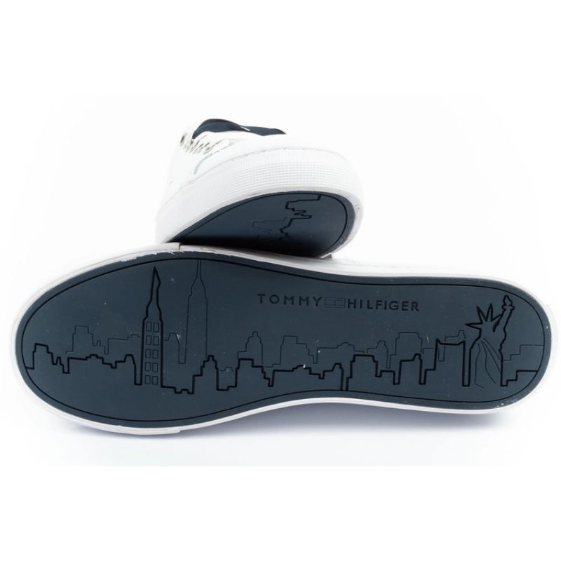 9. Tommy Hilfiger Essential M shoes FM0FM02157100