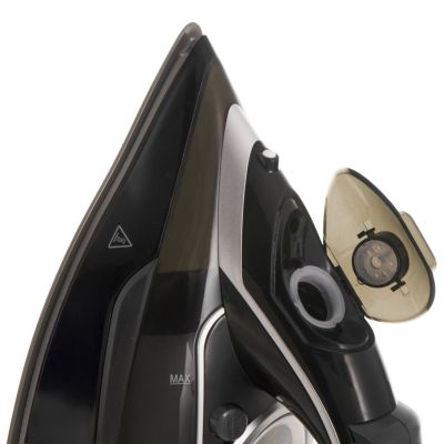5. ADLER AD 5054 steam iron