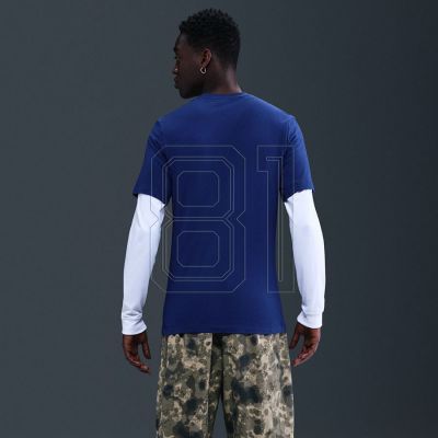 3. Nike FC Barcelona Crest Tee M HQ8396-455
