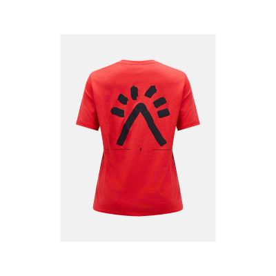 4. PEAK PERFORMANCE Explore Graphic Tee Women T-Shirt red