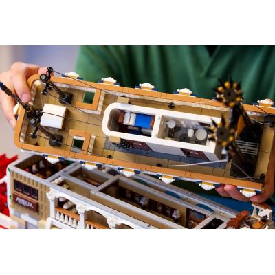 12. LEGO Ideas 21356 River Steamer