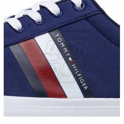 4. Tommy Hilfiger Sneaker M FM0FM02685 shoes