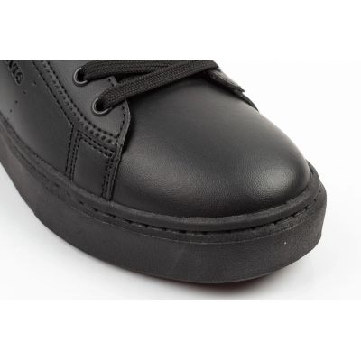 5. Levi's Evelyn children's sports shoes black youth sneakers