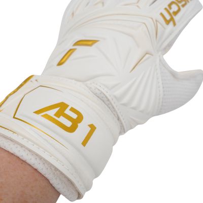 6. Reusch Attrakt AB1 Solid Junior goalkeeper gloves white 5672003 1130