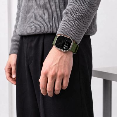 7. Tech-Protect Motion Strap for Apple Watch 44 / 45 / 46 / 49 mm - Green
