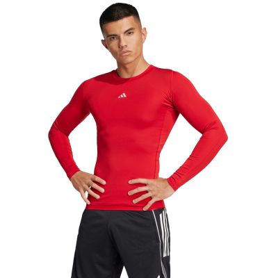 2. Adidas Techfit Long Sleeve Tee M JP2926
