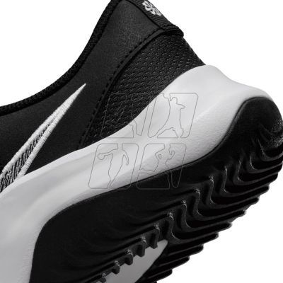 8. Nike Legend Essential 3 Next Nature M DM1120-001 shoes