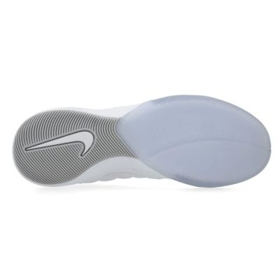 4. Nike Lunar Gato II IC 580456-105 Shoes