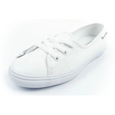 2. Lacoste women's sneakers Median ballerina shoes white
