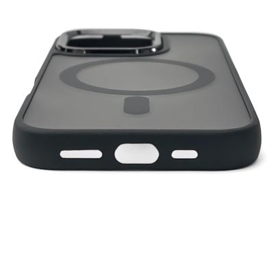 7. Fashion Case compatible with MagSafe for iPhone 17 Pro - black