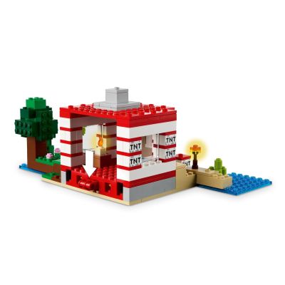 17. LEGO Minecraft 21275 TNT Jungle House