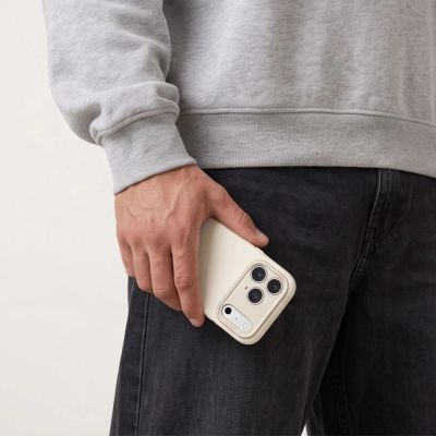 7. Tech-Protect Uniq MagSafe CC Case for iPhone 18 Pro Max / 17 Pro Max - Beige