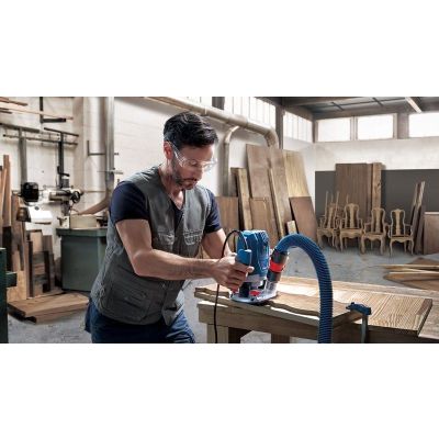 4. Bosch GOF 130 Black, Blue 28000 RPM 1300 W