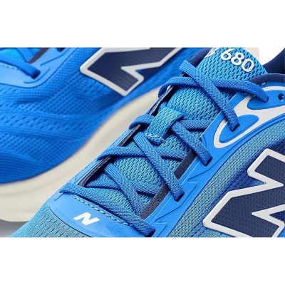 6. Men’s New Balance 680 Running Shoes (M6809AC)