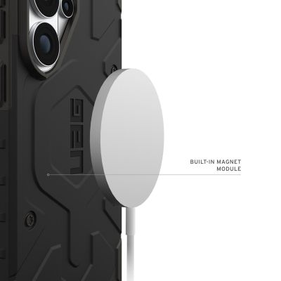 3. Urban Armor Gear Pathfinder Cell Phone Case 17.5 cm (6.9") Black