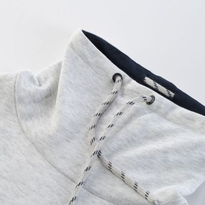 9. Elimo sweatshirt M