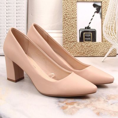 6. Women's nude pumps with a block heel Sergio Leone PB414