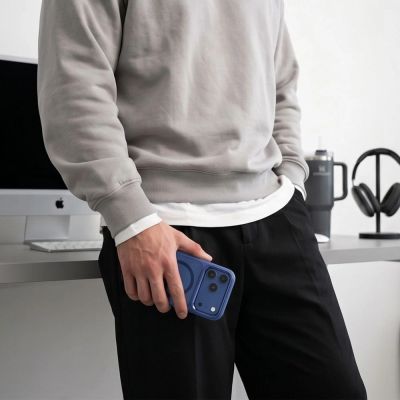 6. Tech-Protect Magmat Magsafe CC Case for iPhone 17 Pro / 18 Pro - Navy Blue and Transparent