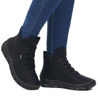 31. Women's insulated black ankle boots Rieker 55069-00