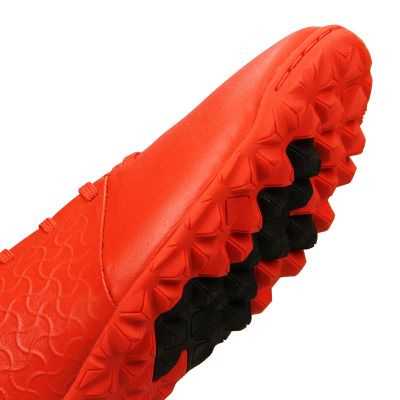 4. Under Armour Magnetico Select TF M 3000116-600 football boots