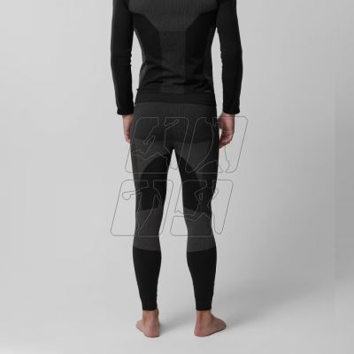 2. Outhorn M OTHAW23USEAM102 20S thermal pants