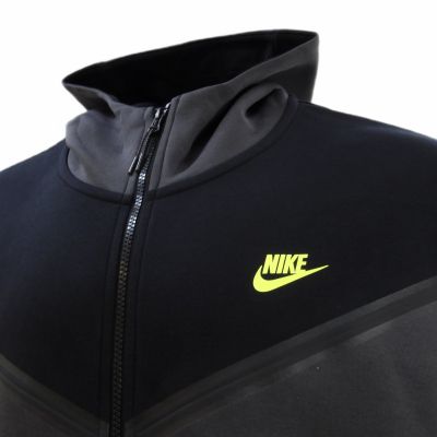 4. Nike Sportswear Tech Fleece Men's Zip-Up Sweatshirt - DV0537-011