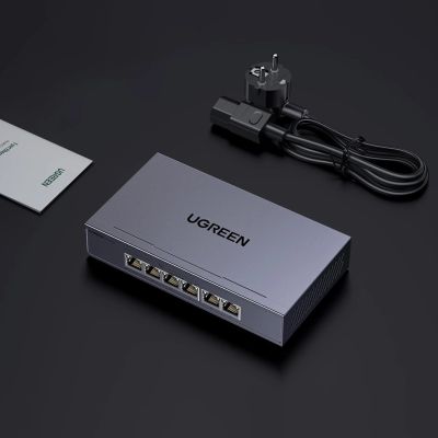 3. Switch Ugreen 6-Port 1Gb/s Ethernet Switch with PoE - Gray